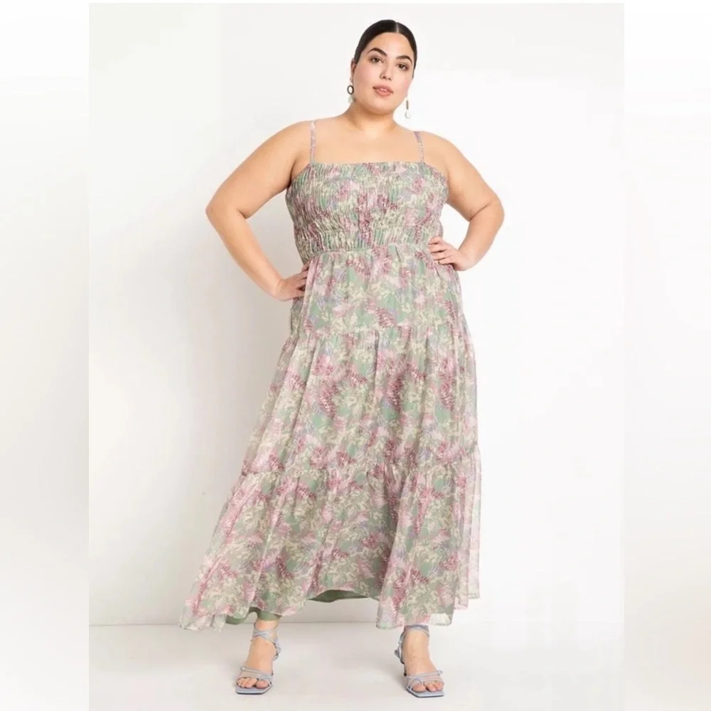 Plus Dress - Picture 1 of 7